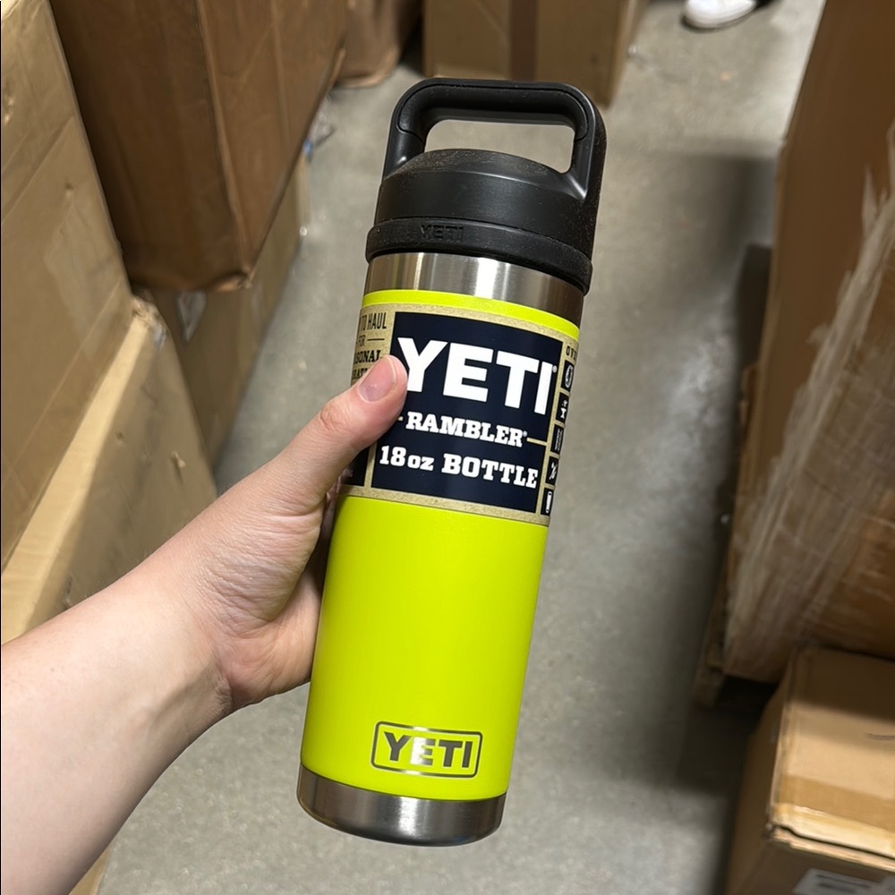 Yeti 18 oz chartreuse new with tags